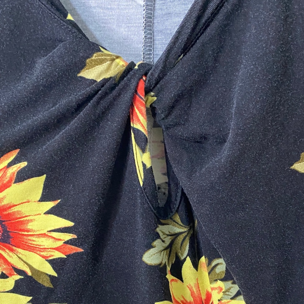 Black Floral Tank Top Sleeveless Sunflower Print Blouse Tunic Large - Picture 3 of 6